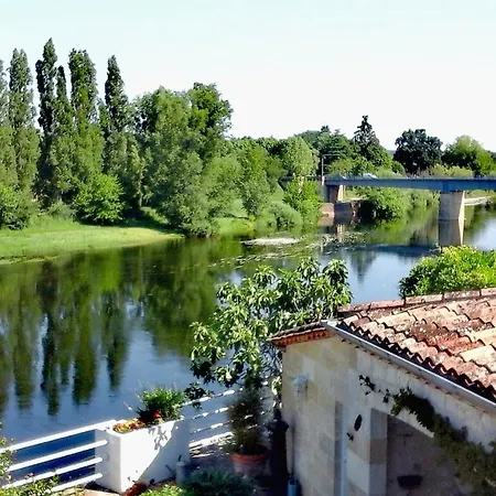 Au Bord De L'eau *